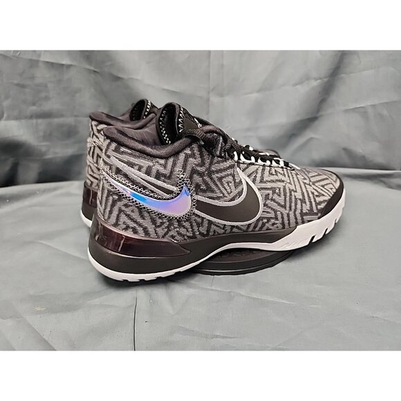 Nike Men's LeBron LBJ NXXT Genisus Sneakers Black Grey White Size 8 NEW IN BOX! - Picture 7 of 12